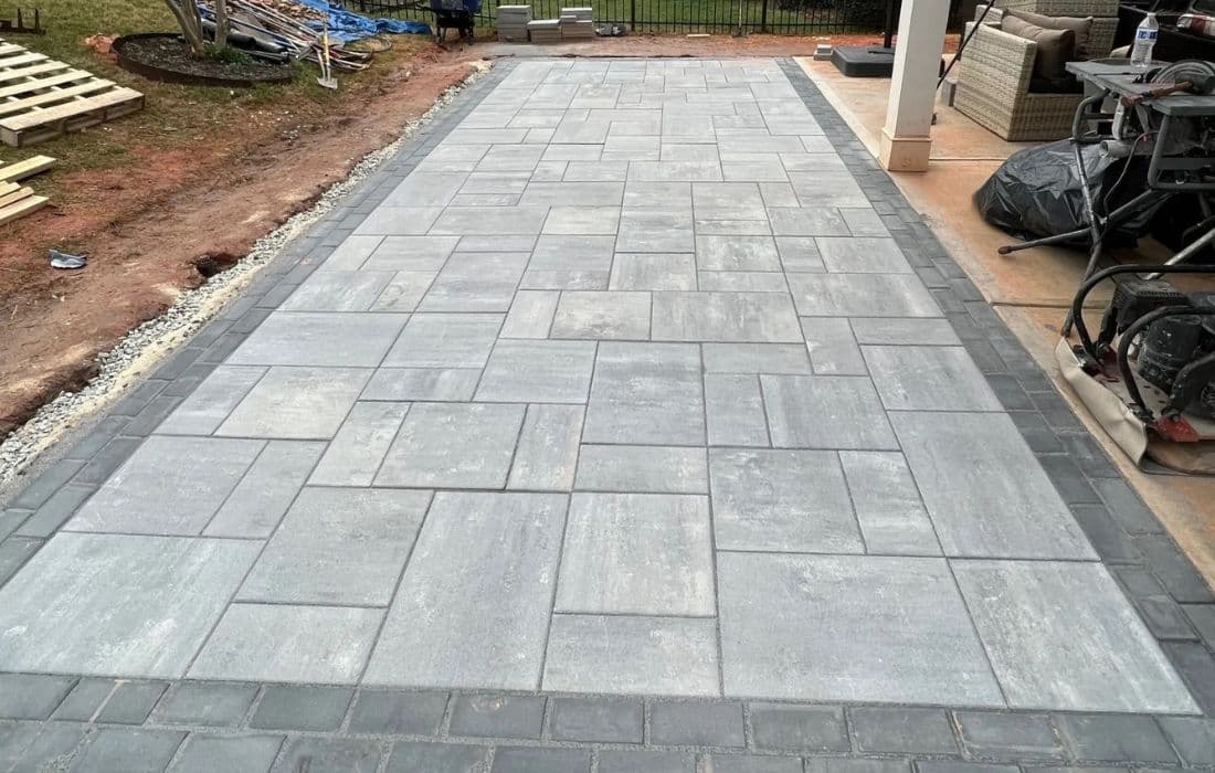Paver patio landscape design